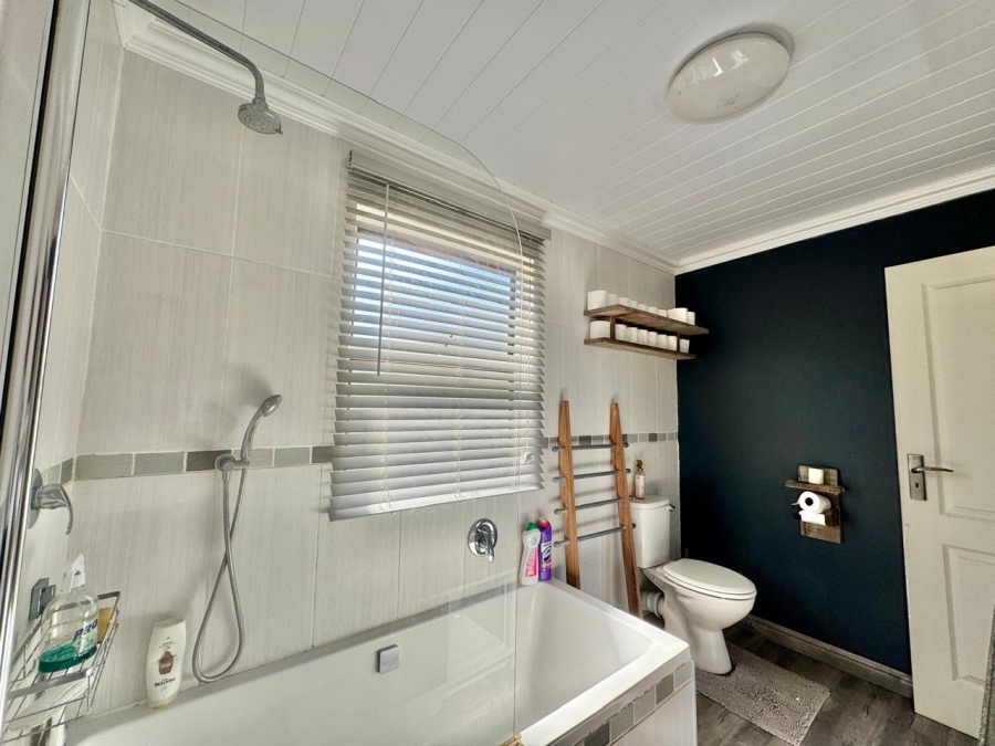 3 Bedroom Property for Sale in Dana Bay Western Cape